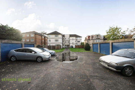 9562ae42-eee6-443...