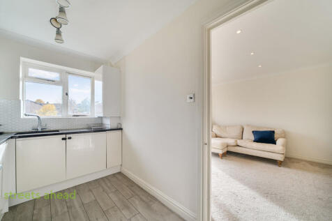 bb318509-7f8a-44b...