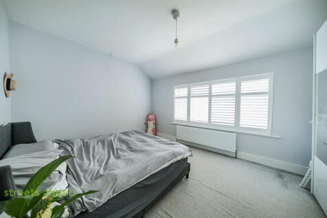 5d32e2f1-e6f2-4c5...