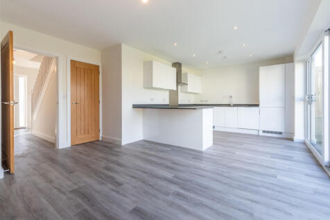 Kitchen/Dining Ro...