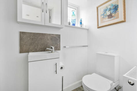 Downstairs Shower...