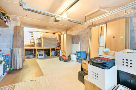 Integral Garage a...