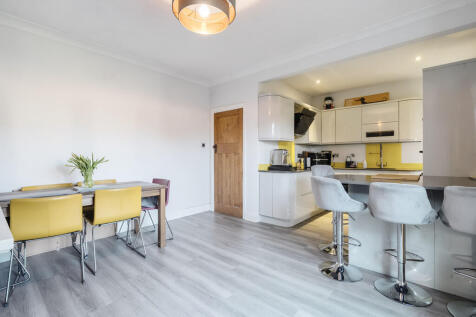 Kitchen/Dining Ro...