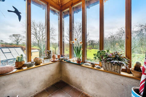 Entrance Porch 