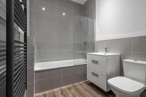 Apt 1 Bathroom