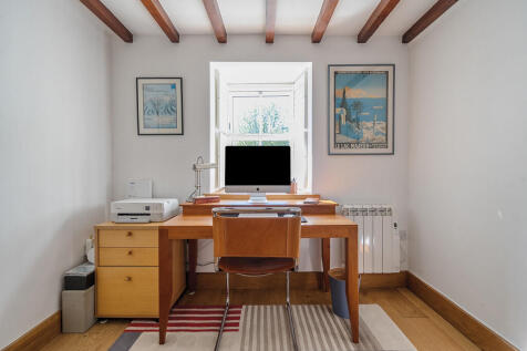 Bedroom Five/stud...