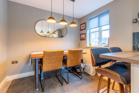 Kitchen/Dining Ro...