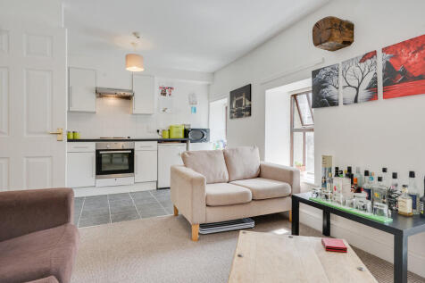 Lounge Kitchen