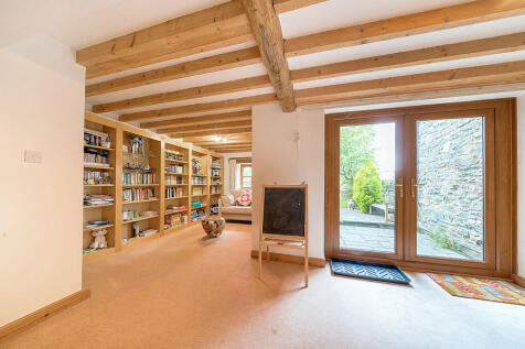 Snug/Sitting Room