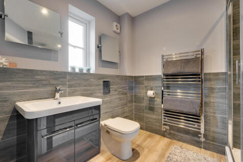 Master Ensuite