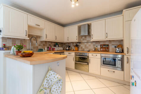 Kitchen/Dining Ro...