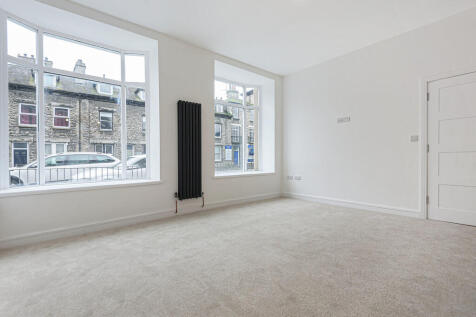 Open plan living/...