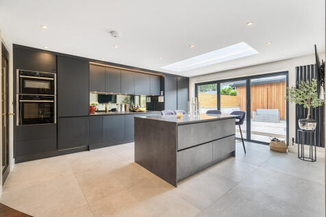 Kitchen/Dining Ro...