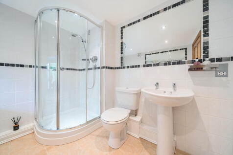 En Suite to Bedro...