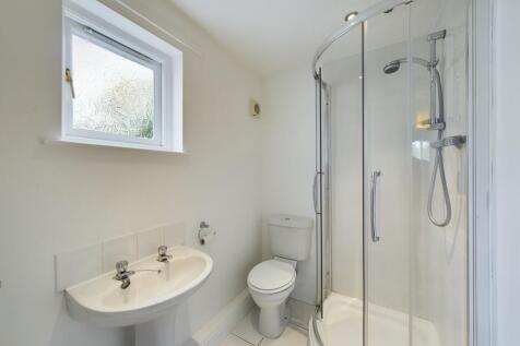 En suite Shower R...