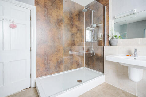 House Shower Room