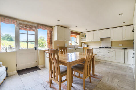 Kitchen/Dining Ro...