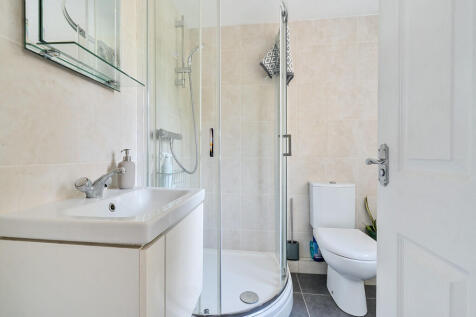 Downstairs shower...