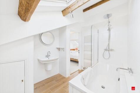 Master Ensuite