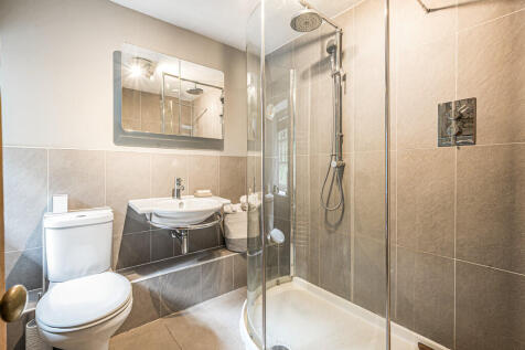 Ensuite Shower Ro...