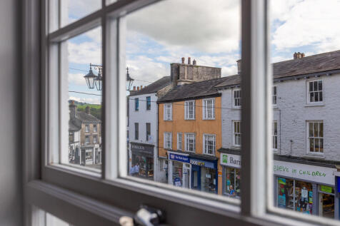 Apt 2 overlooking...