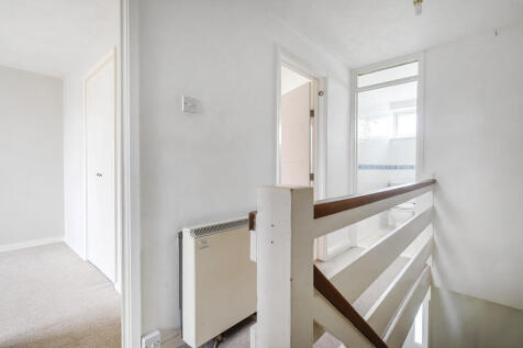 First Floor Landi...