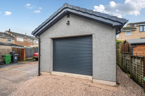 Detached Garage