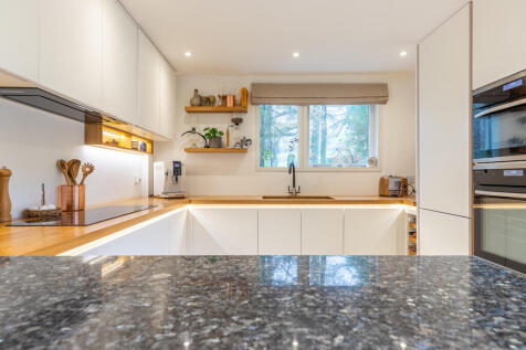 Breakfast Kitchen...