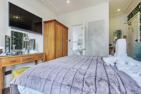 Letting Bedroom 8