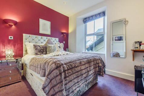 Letting Bedroom 7