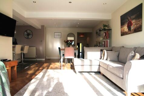 Open Plan Living/...