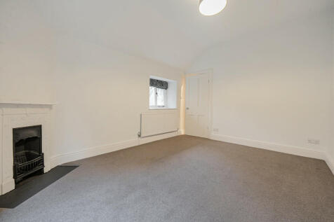 Bedroom 5 in atta...