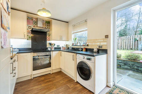Kitchen/Dining Ro...