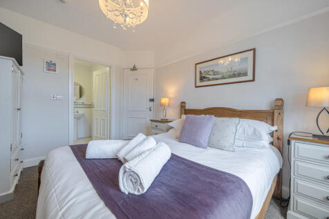 Letting Bedroom 7