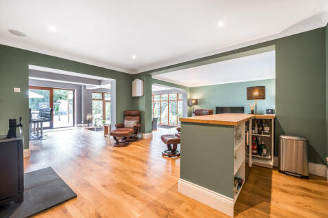 Open Plan Family ...