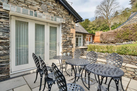 Patio Seating Are...