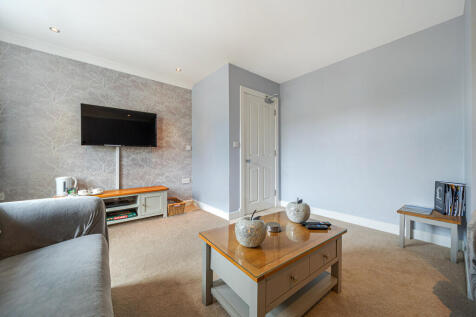 Bedroom 13 Lounge