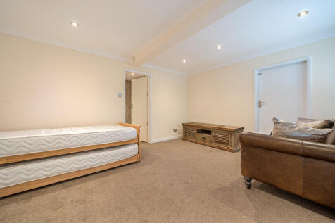 Bedroom 4/Guest S...