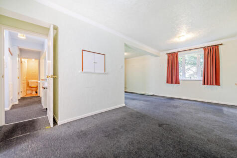 L-shaped Living R...