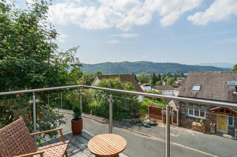 Balcony/rear outl...