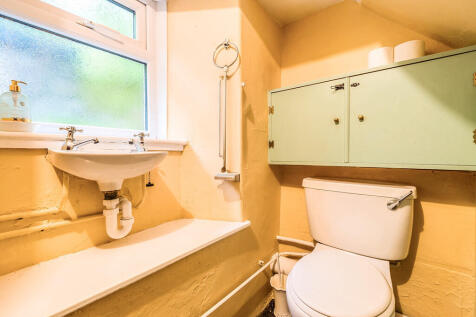 Guest Cloakroom