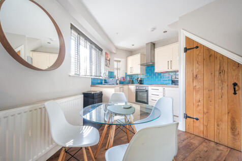 Open plan dining ...