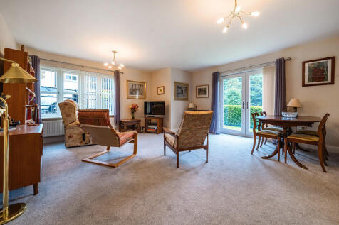Open Plan Living/...