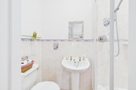 En Suite shower r...