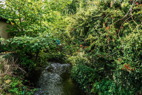 Stream on border ...