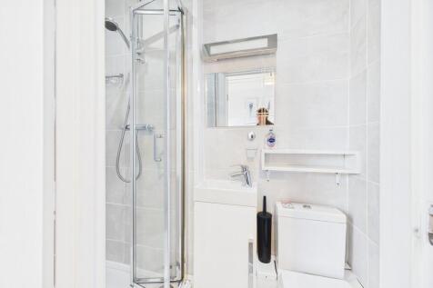 En Suite Shower R...