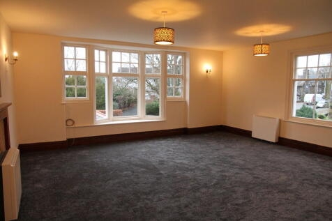 Flat 1: Living Ro...