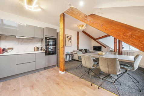 Kitchen and Dinin...