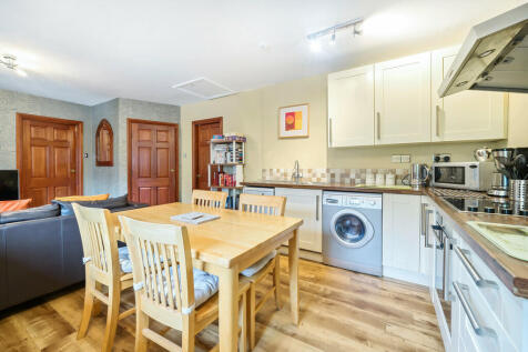 Kitchen/Dining Ar...