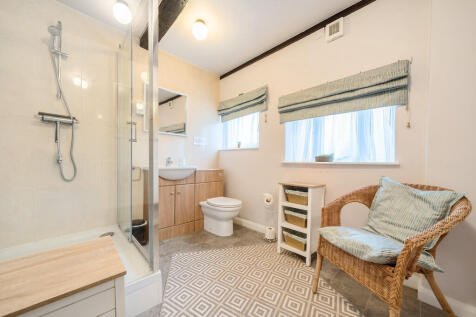 En Suite Shower R...